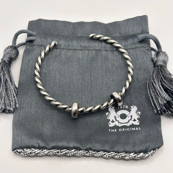 TROLLBEADS Twisted Bangle Bracelet w Two Stoppers Sz XXS LAA 925S NEW w TB Pouch - Picture 1 of 7